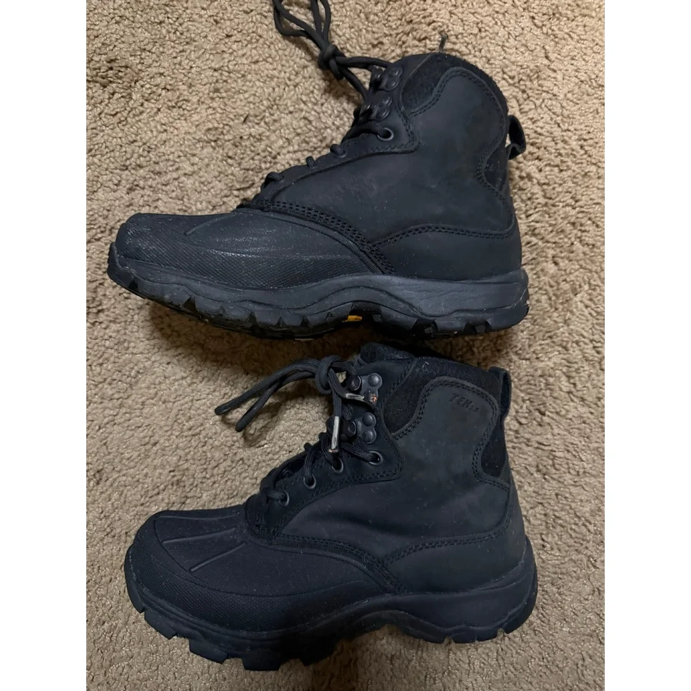Women's L.L.Bean Black Winter & Rain Bean Boots Size 6.5